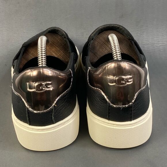 UGG Women's Cahlvan Cushioned Leather sneaker shoes size 9 - Picture 2 of 7